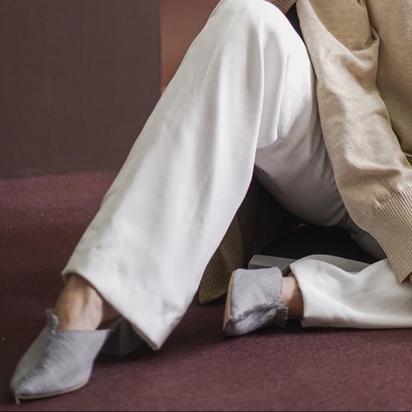 ITTAHERL Dresden Block Heel Mule - Picture 5 of 5